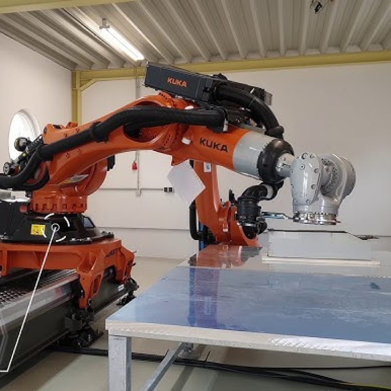 Kuka KR 500 R2830 Industrial Robotics Arm With CNGBS Gripper For Engine Assembly (3).png