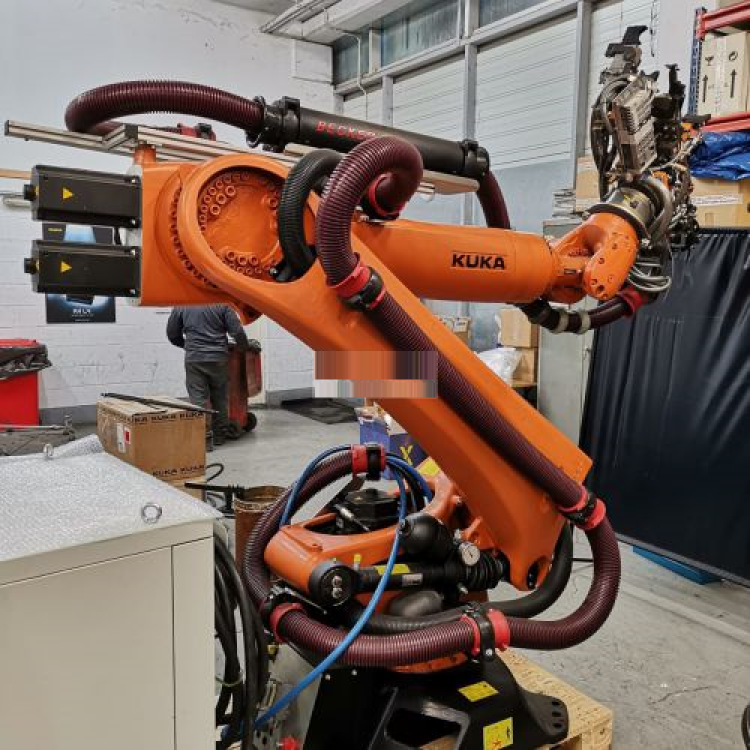 Kuka Industrial Robot KR 600 R2830 Other ARC Welders With Welding Torches As Wwelding Machine (2).png