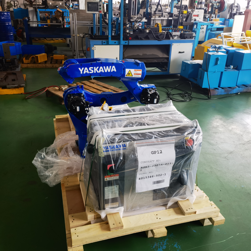 Yaskawa Welding Robot MOTOMAN GP12 Robot Arm With CNGBS Positioner For OEM As Other Welding Equipment (1).png